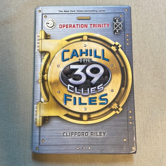 📚2/$6 Operation Trinity #1 in The 39 Clues: The Cahill File Series - Picture 1 of 12